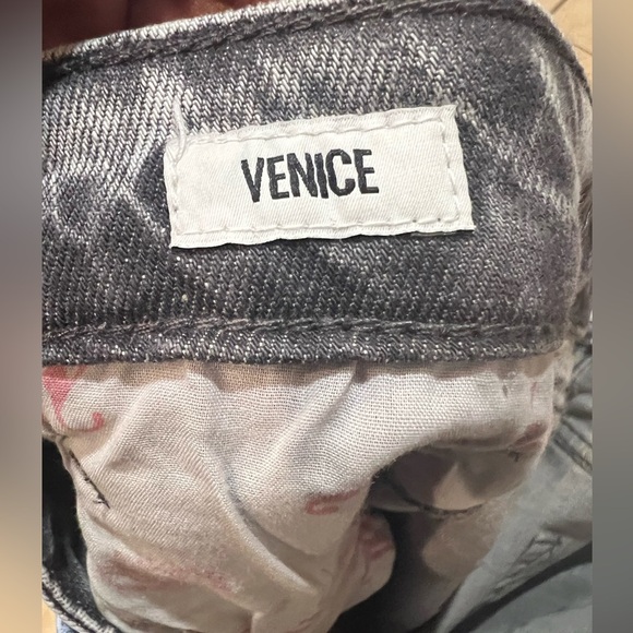 JUICY COUTURE Venice Faded Wash Whiskered Jeans, Size 16W GREY MARBLE WASH - Picture 8 of 11